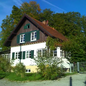  Ferienhaus Ferienhaus Beim Bienenhäuschen